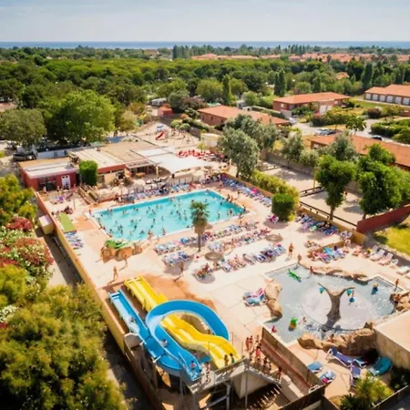 Campeggio ZEcamping 4 étoiles avec chiens acceptés piscine chauffée à 1km de la plage Torreilles