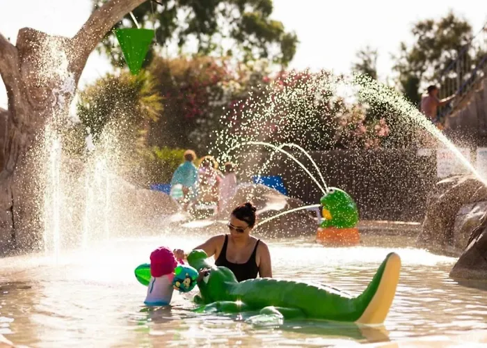 Zecamping 4 Avec Chiens Acceptes Piscine Chauffee A 1km De La Torreilles